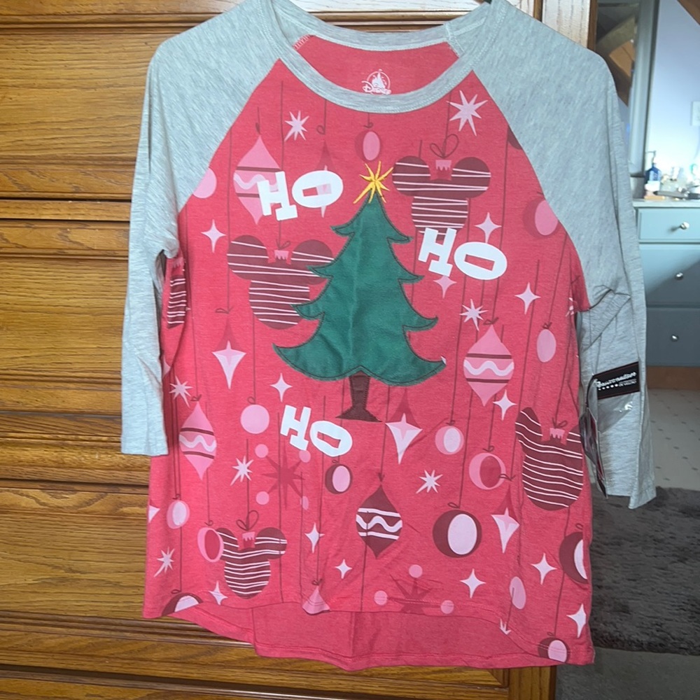 NWT Disney Christmas Velcro decor tee